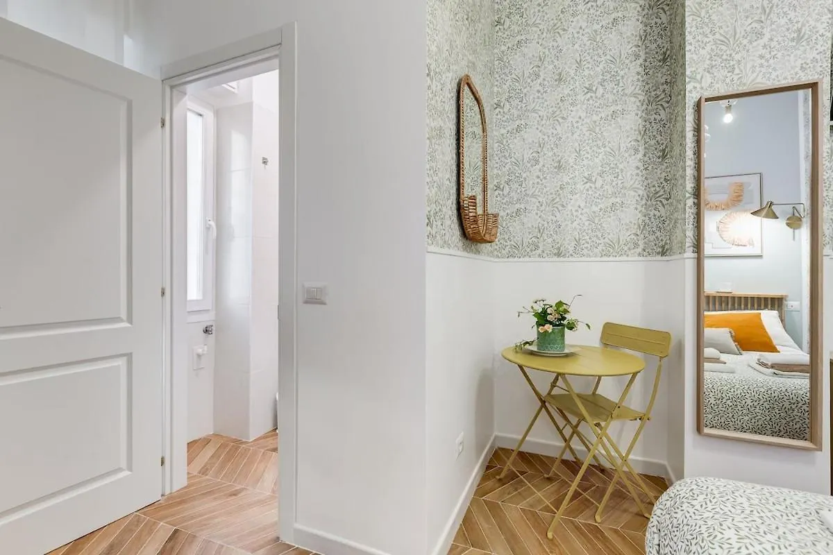 Apartment Bdc - Love Nest! Small But Cozy Rome Italy